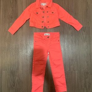 Matching jacket and bottoms